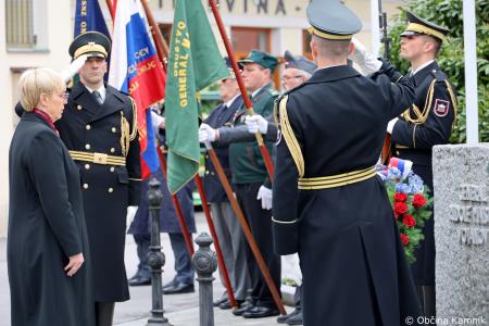 Predsednica Republike Slovenije dr. Nataša Pirc Musar k spomeniku Rudolfa Maistra – Vojanova položila cvetje (18)